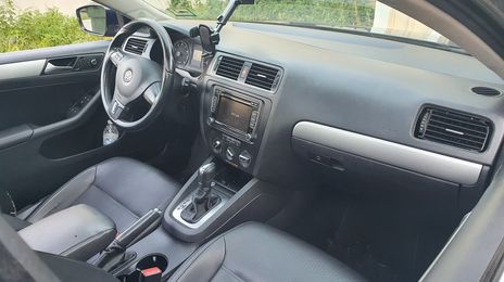 Volkswagen Jetta • 2014 • 135,000 mi
