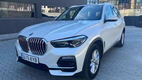 BMW X5 • 2019 • 68,000 km