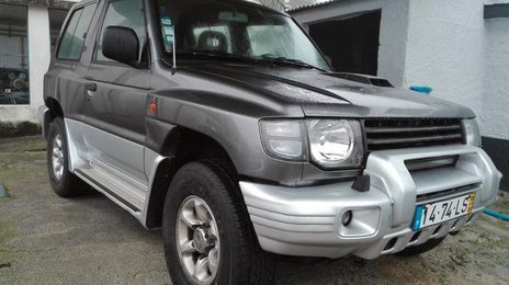 Mitsubishi Pajero • 1998 • 200,000 km