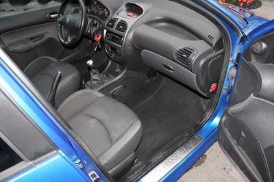 Peugeot 206 • 2007 • 147,000 km