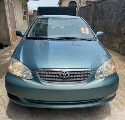 Toyota Corolla • 2006 • 111,001 km