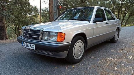 Mercedes-Benz 190 E • 1992 • 249,999 km