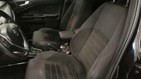 Alfa Romeo Giulietta • 2017 • 82,000 km
