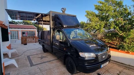 Hyundai H1 Van • 2003 • 86,000 km