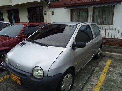 Renault Twingo • 2012 • 108,000 km