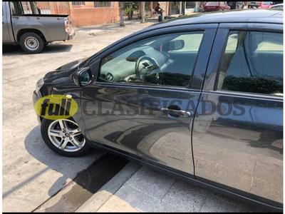Toyota Yaris • 2009 • 125,000 km