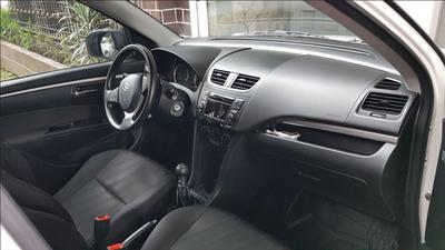 Suzuki Swift • 2015 • 50,000 km