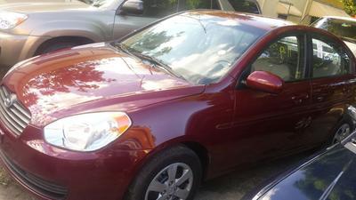 Hyundai Accent • 2011 • 1 km