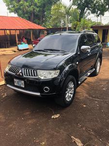 Mitsubishi L200 Pick up Allrad • 2011 • 105,000 km