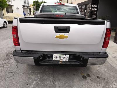 Chevrolet Silverado 1500 • 2013 • 100,000 km