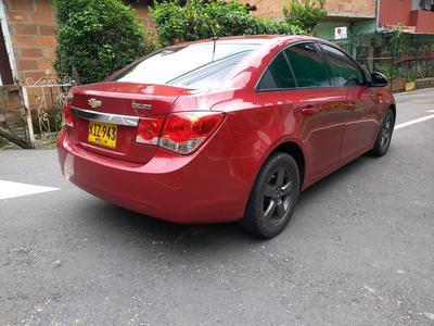 Chevrolet Cruze • 2011 • 87,000 km