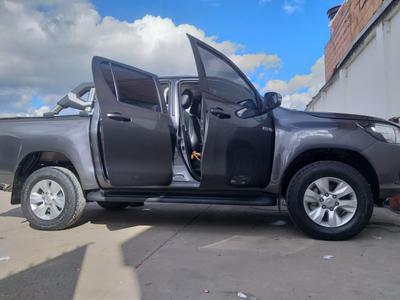 Toyota Hilux • 2018 • 25,000 km