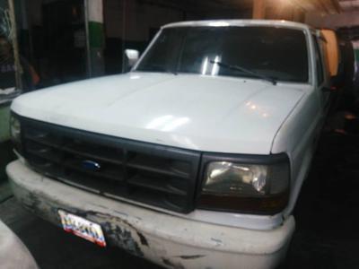 Ford F-150 • 1996 • 0 km