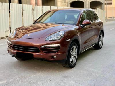 Porsche Cayenne • 2012 • 93,000 km