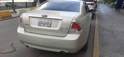 Ford Fusion • 2008 • 125,000 km