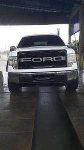 Ford F-150 • 2010 • 160,000 km