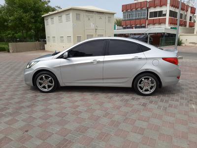 Hyundai Accent • 2014 • 200,000 km