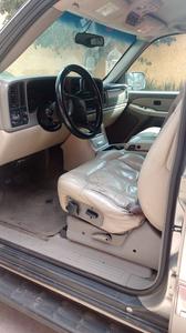 Chevrolet Suburban • 2002 • 100,000 km