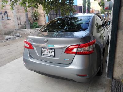 Nissan Sentra 2.0 • 2013 • 116,000 km