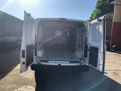 Nissan NV200 • 2016 • 21,000 km