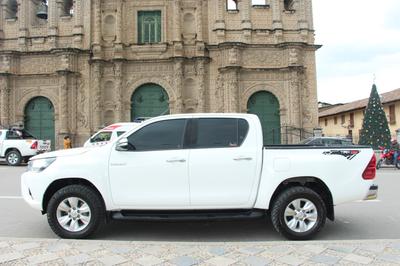 Toyota Hilux • 2016 • 60,000 km