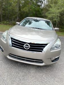 Nissan Altima • 2015 • 110,000 km