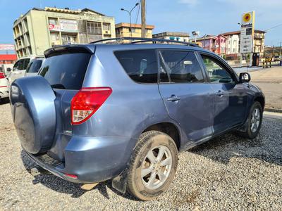 Toyota RAV4 • 2006 • 129,508 km