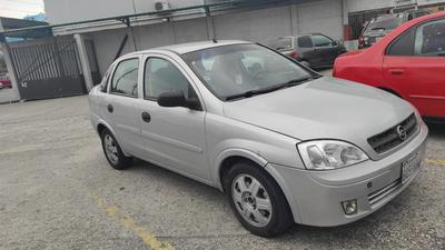 Chevrolet Corsa • 2006 • 300,000 km