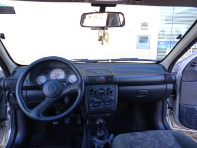 Chevrolet Corsa • 2002 • 200,000 km