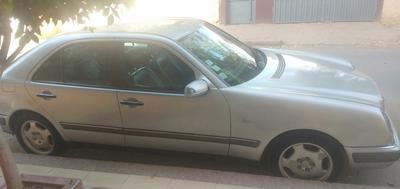 Mercedes-Benz E • 1998 • 350,000 km