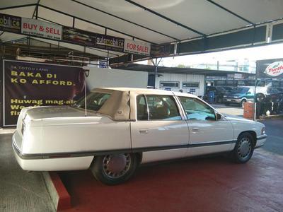 Cadillac DeVille • 1994 • 300,000 km