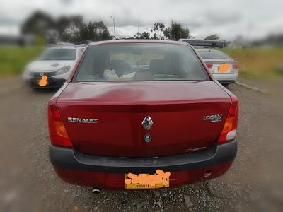 Renault Logan • 2007 • 160,000 km