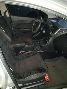 Hyundai H200 • 2015 • 46,607 km