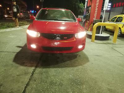 Honda Civic • 2010 • 8,229 km