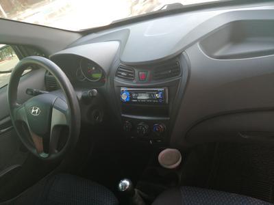 Hyundai Accent • 2015 • 58,000 km