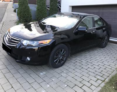 Honda Accord • 2012 • 160,000 km