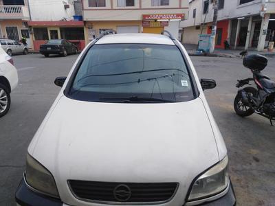 Chevrolet Zafira • 2005 • 300,000 km