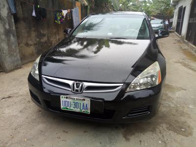 Honda Accord • 2006 • 197,300 km