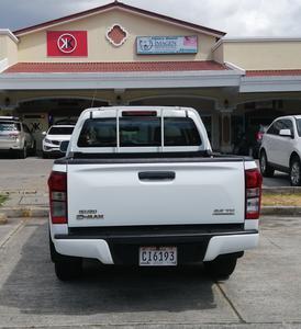 Isuzu D-MAX • 2016 • 44,000 km