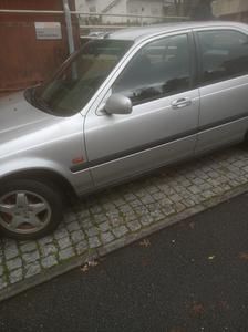Honda Civic • 2000 • 190,000 km