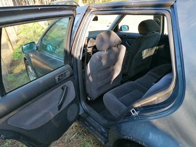 Volkswagen Golf • 1999 • 200,000 km