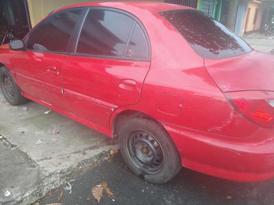 Kia Rio • 2002 • 154,000 km