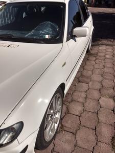 BMW  • 2004 • 82,500 km
