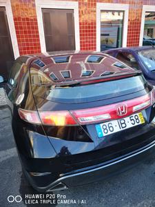 Honda Civic • 2009 • 92,000 km