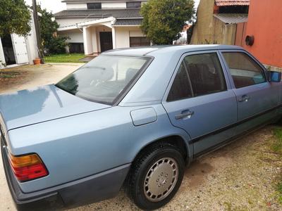 Mercedes-Benz 124 • 1987 • 400,000 km