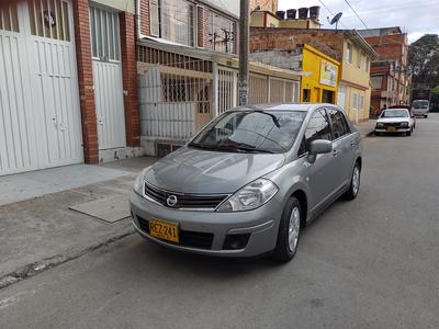 Nissan Tiida • 2011 • 93,000 km