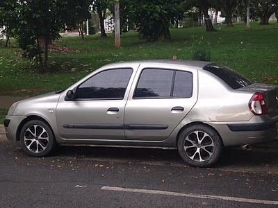 Renault Symbol • 2006 • 22,000 km