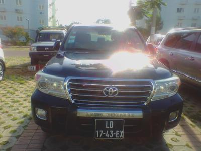 Toyota Land Cruiser • 2007 • 143,000 km