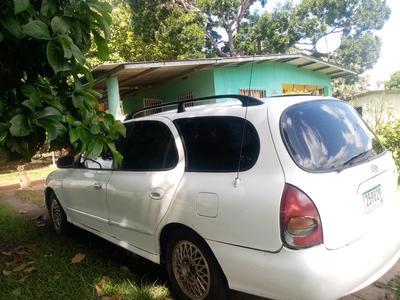 Hyundai Elantra • 2000 • 336,036 km