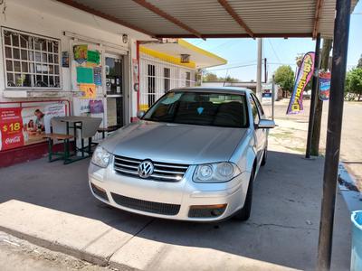 Volkswagen Jetta • 2012 • 132,648 km